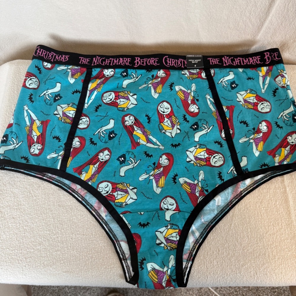 Torrid Disney Nightmare Before Christmas Sally High Waist Brief Panty Size 2 NEW